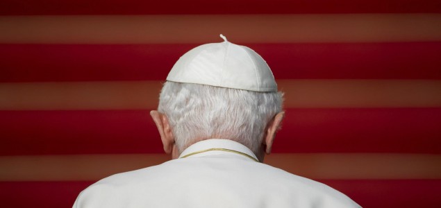 Povlači se papa Benedikt XVI