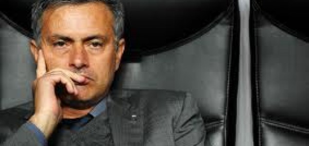 Jose Mourinho i Chelsea potpisali ugovor na četiri godine