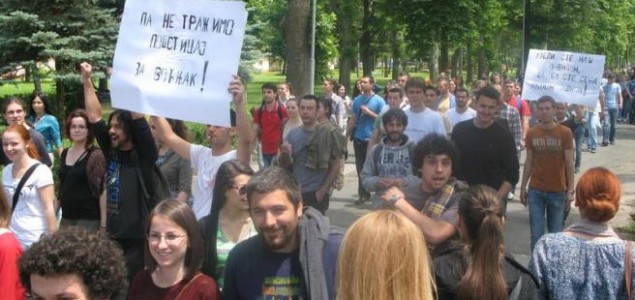 Studenti Dodiku rekli  istorijsko NE!
