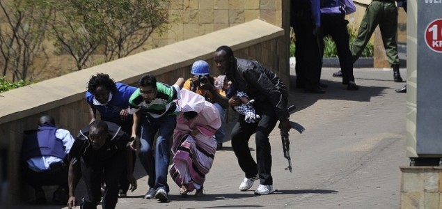 Dvadeset osoba ubijeno i pedesetak ranjeno u trgovačkom centru u Najrobiju