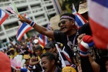 U Tajlandu prosvjednici zauzeli glavni stožer vojske