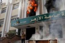 Kairo: Studenti zapalili zgradu fakulteta