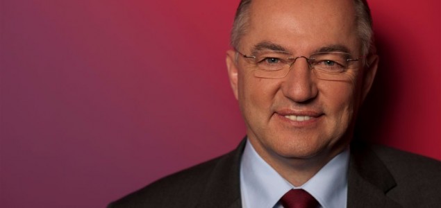 Josip Juratović, član Bundestaga: Njemačka je zabrinuta za BiH, Hrvatska iritira EU!
