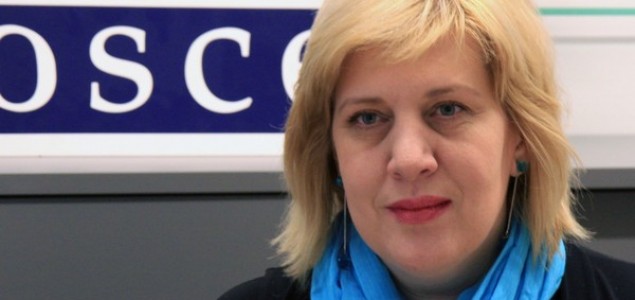 Mijatović: Napad na novinara je napad na društvo