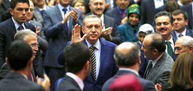 Erdogan imenovao 10 novih ministara, protesti zbog korupcije u Istanbulu
