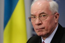 Ukrajinski premijer Azarov podnio ostavku