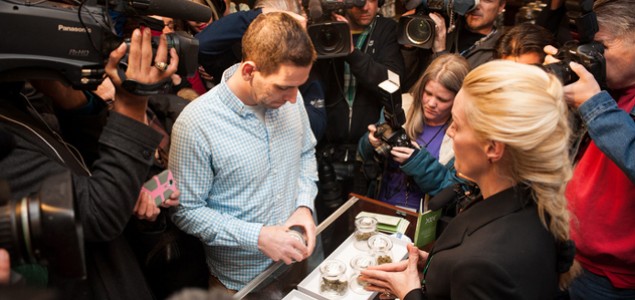 Dugo isčekivani dan: Colorado: Ljudi satima čekali u redovima da legalno kupe marihuanu