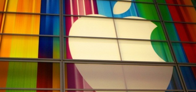 Prihodi Applea pali prvi put nakon 13 godina