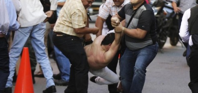 Krvavi prosvjedi i u Venezueli, povećava se broj mrtvih