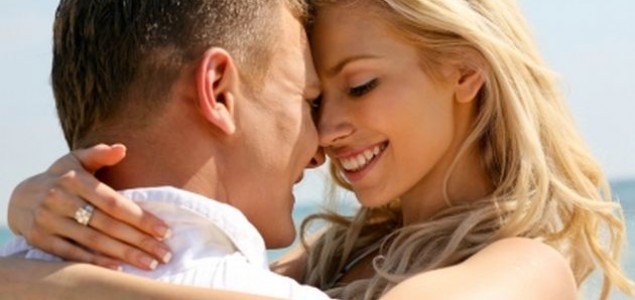 7 neodoljivih vrsta zagrljaja koje vam muškarac može dati