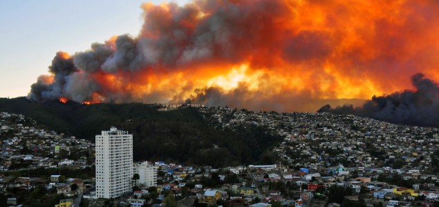 Katastrofa u Čileu: Požar “progutao” najmanje 500 kuća