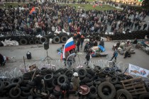 Ukrajina: Desetine ljudi napustile zgradu službe bezbjednosti u Luhansku