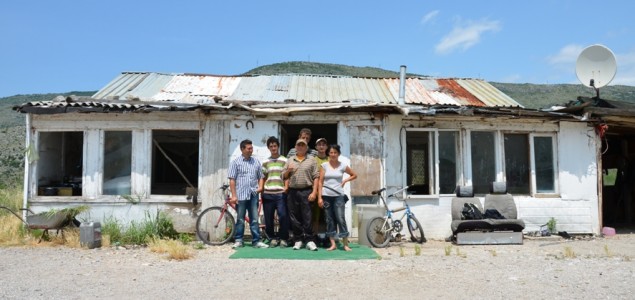 Otvaranje izložbe fotografija o životu Roma u Bosni i Hercegovini  Pod istim krovom