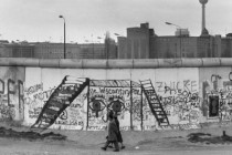 Posle 25 godina od pada Berlinskog zida, podižu se novi
