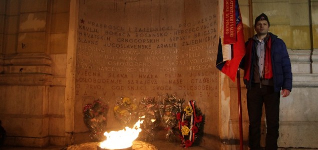 Antifašisti iz BiH i regiona položili cvijeće kod Vječne vatre