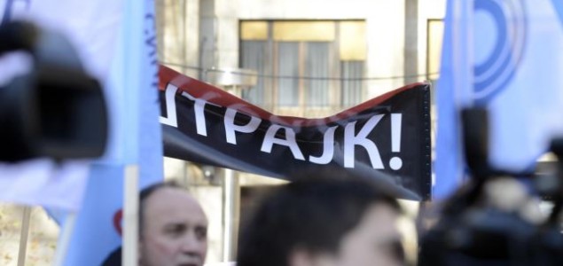 Protest prosvetnih radnika: “Borba za hleb i knijige”