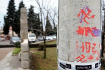 Kukasti križ na stupu: Novi vandalizam uz spomenik antifašistima na Srdočima