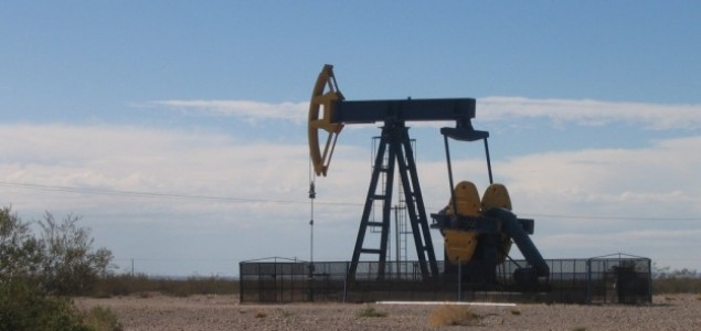Cijene nafte u padu: Iran ima rezerve kojima može opskrbljivati Kinu 40 godina