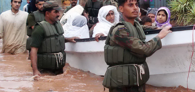 U poplavama u Pakistanu poginulo 140 osoba