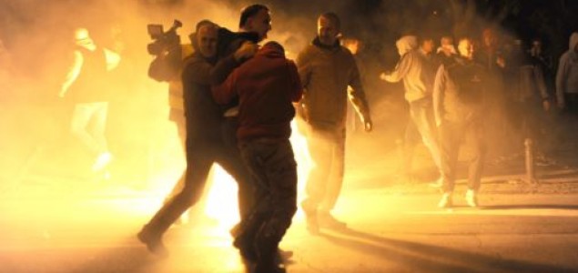 Neredi u Podgorici nakon protesta Demokratskog fronta