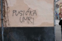 Grad pun grafita mržnje: Oliver Frljić nije jedini kojem se prijeti s vinkovačkih zidova