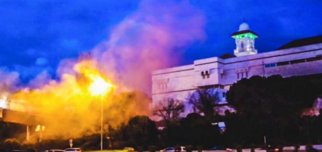 Dimne bombe bačene ispred džamije u Madridu