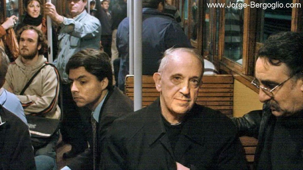 pope-franciscus-i-in-the-subway-of-buenos-aires-subterraneos-de-buenos-aires-www-jorge-bergoglio-com