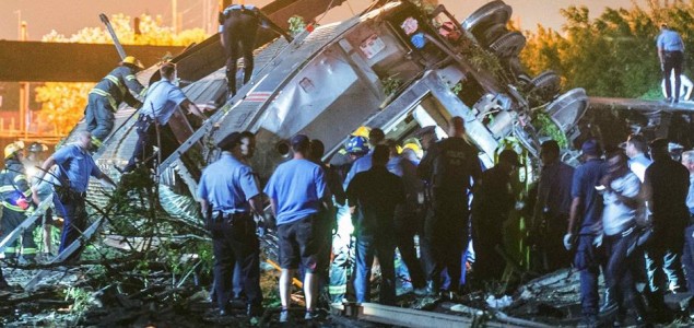 Troje mrtvih i 40 povrijeđenih u sudaru vozova u Belgiji