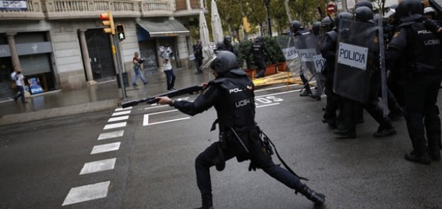 U sukobu sa španskom policijom povrijeđeno 465 ljudi