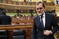 Rajoy raspušta katalonski parlament