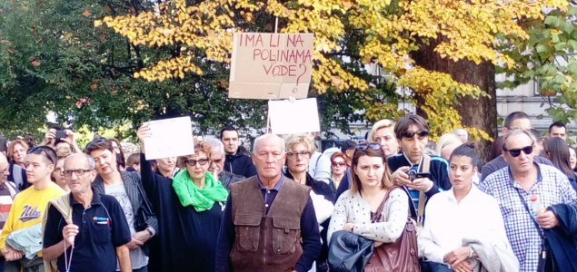 Građani Sarajeva: Samo su nas Karadžić i SDA držali bez vode