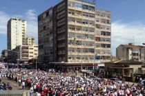 Vozilo uletelo među ljude na proslavi u Mozambiku, 23 poginulih
