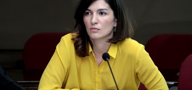 Sabina Ćudić: Ministar Mandić mora hitno obezbjediti RhoGAM ampule porodiljama