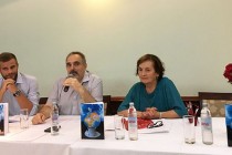 U Mostaru predstavljena zbirka poezije „Dunjaluk u fildžanu“ Ognjenke Kalajdžić