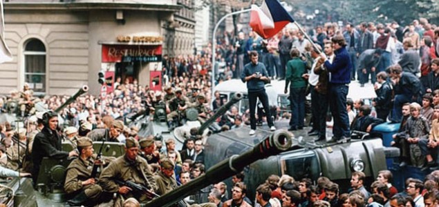 50 godina od sloma Praškog proljeća: Kako je rock pobijedio ruske tenkove i zašto je Kundera bio u krivu?