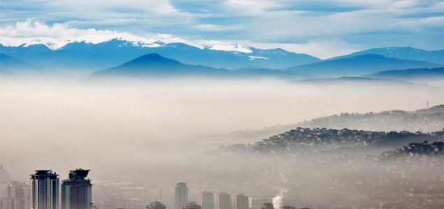 Izuzetno opasna zagađenost zraka jutros opet zabilježena u Sarajevu i Tuzli