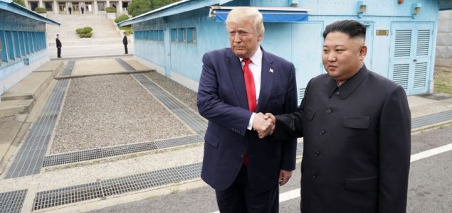 Iznenadni sastanak Trampa i Kima u demilitarizovanoj zoni