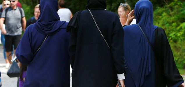 U Holandiji na snagu stupila zabrana nošenja burke