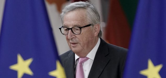 Junker: Komplikovana situacija ako Britanci odbace sporazum