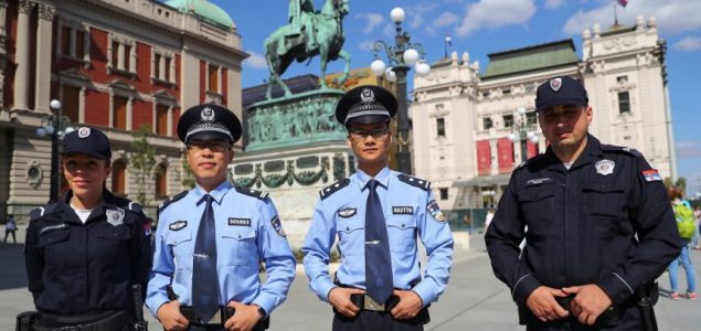 Službena pomoć iz Pekinga: Zašto kineski policajci patroliraju u Beogradu?