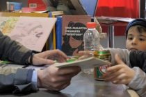 Knjižara poklanja knjigu svakom djetetu koje donese praznu plastičnu bocu ili limenku