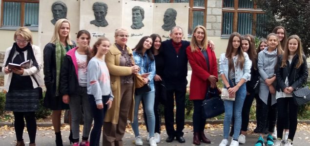 Zapis s kardialnim naklonom pred rođendan Bosne i Hercegovine: ČETIRI PETROVAČKE KARIJATIDE