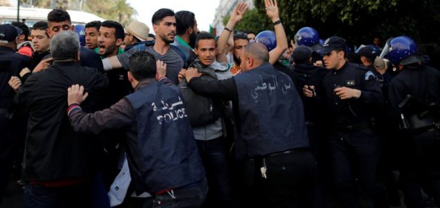 Demonstracije i sukobi tokom izbora u Alžiru