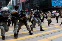 Policija Hongkonga upotrebila suzavac protiv demonstranata