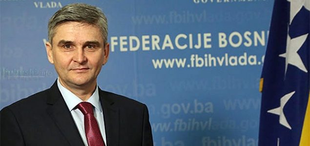 Preminuo ministar Salko Bukvarević, na KCUS-u se liječio od koronavirusa