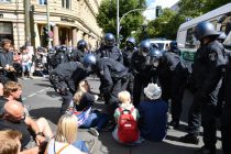 Policija u Berlinu prekinula proteste protivnika mjera protiv COVID-19