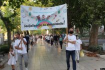 Mostar: Prosvjed roditelja zbog načina organizovanja nastave u školama