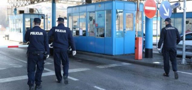 Granična policija nezakonito kažnjava građane Bosne i Hercegovine sa dvojnim državljanstvom 