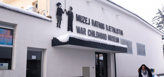 Muzej ratnog djetinjstva tužio ministra Kenana Alikadića za klevetu i objavio dokumente koji raskrinkavaju lažne tvrdnje o radu Muzeja
