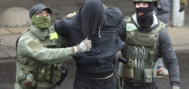 U Bjelorusiji više od 900 uhapšenih na nedjeljnim protestima